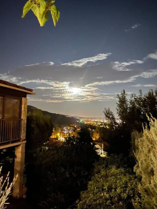 Au Calme Des Pins Avec Vue Ferienhaus Toulon